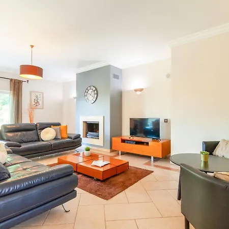 Prime - Com Piscina Aquecivel E Bbq Em Villa Albufeira
