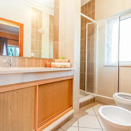Villa Prime - Com Piscina Aquecivel E Bbq Em Albufeira