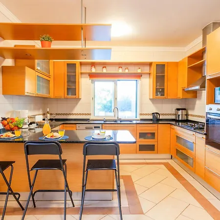 Prime - Com Piscina Aquecivel E Bbq Em * Albufeira