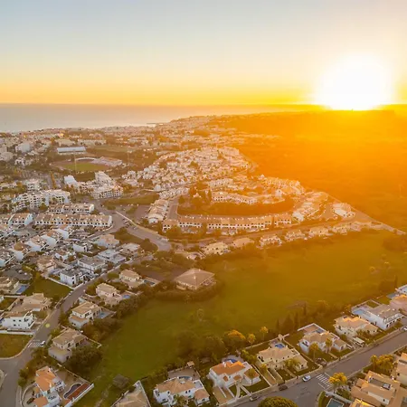 Villa Prime - Com Piscina Aquecivel E Bbq Em Albufeira